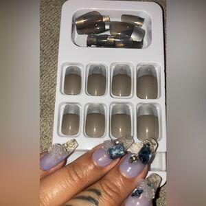 New Grey Press on nails